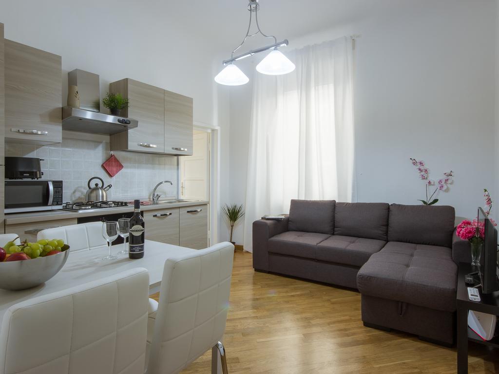 Stylisch Canacci 2 Bedroom Apartment Florença Exterior foto